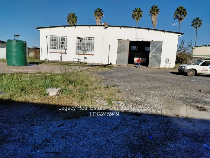 Gweru Central Commercial Property With Expansion Potential,High Clearance Industrial Property Deed.