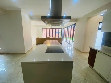 4 Bedroom Townhouse Complex