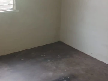 2 Bedroom Flat & Apartment