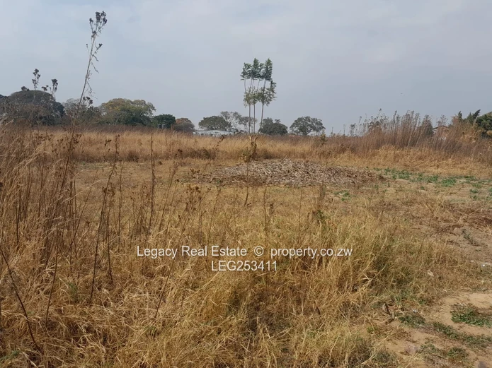 600 m² Stand in Erasmus Park, Ruwa — Tarred Road Frontage