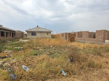 Stands & Residential Land