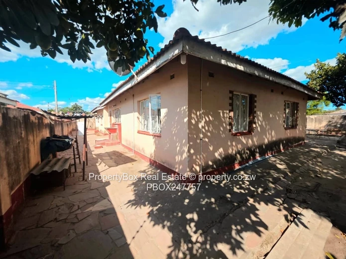 Mainway Meadows 4 bed House for Sale!