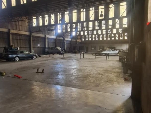 Warehouse & Factory