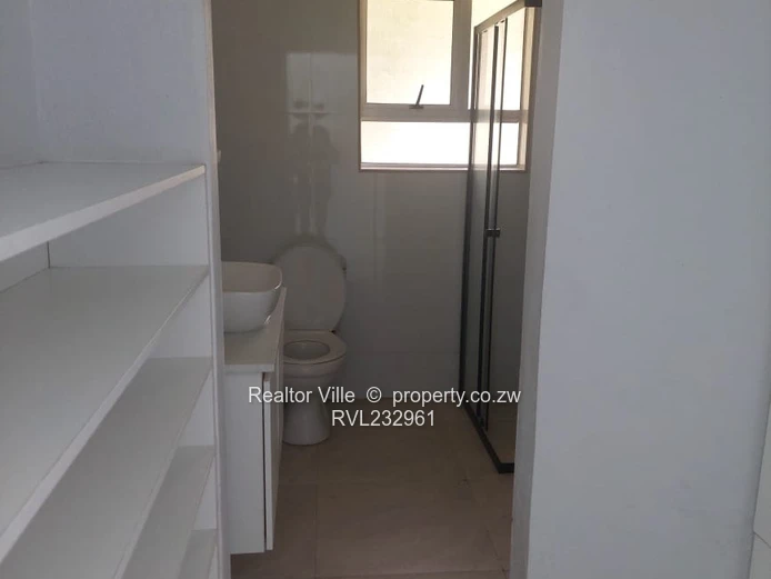 3-Bed Spacious Garden Flat To Let