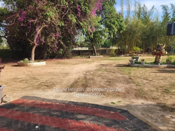 4-Bed Waterfalls Home on 3200m² with Driveway & Borehole