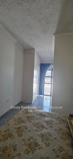 Seven bedroomed house to let