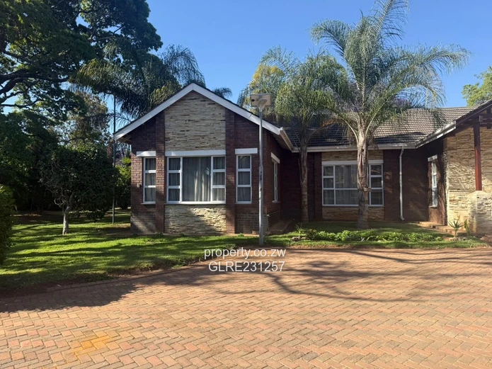 Live in Luxury: A Fully-Furnished 4-Bedroom In Mount Pleasant 