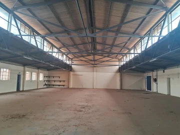Major highway warehouse/ factory