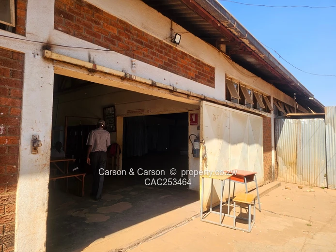 Brick Warehouse in Kuwadzana with Boardroom