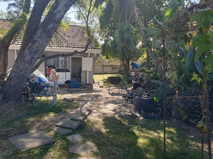 Queensdale house for sale 