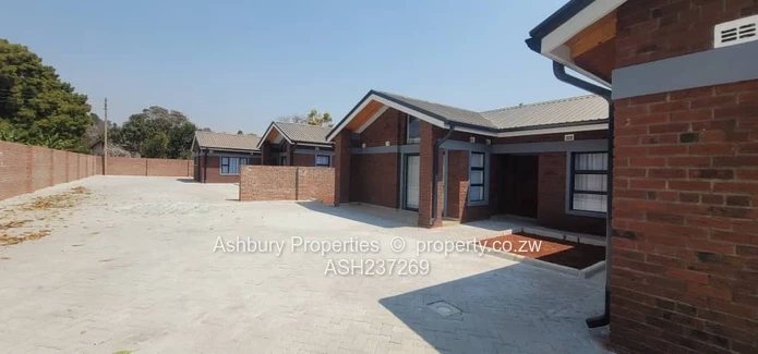 Newly Built 3 bed Cluster Complex in Kamfinsa 