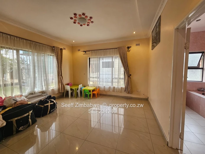 Executive 5-Bedroom House for Rent in Arlington Estate