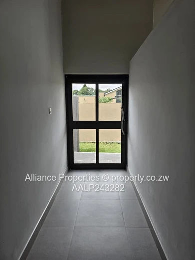 Avondale Gem – Stylish 3-Bed Cluster Now Only $1,250!