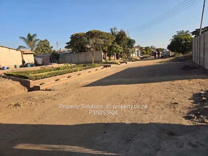 Glenview 7 Ext -  Stand for Sale
