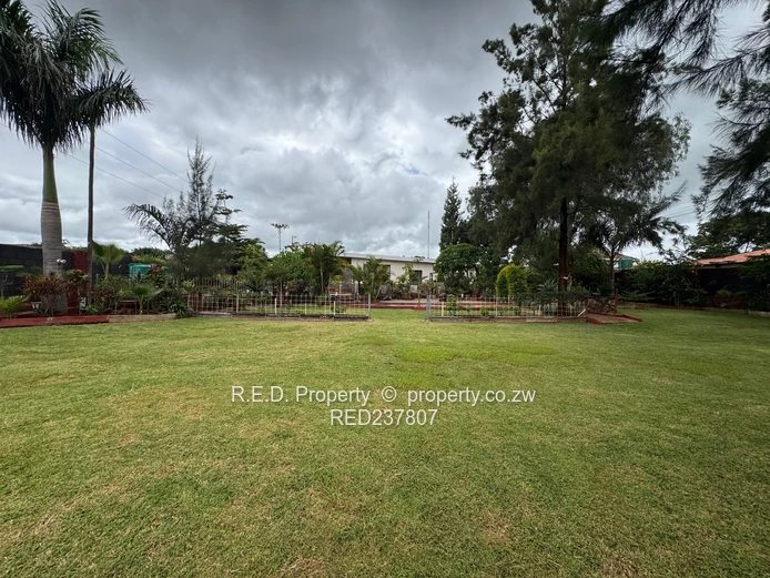 Build Your Vision on Prime, Serviced Land In Barham Green!