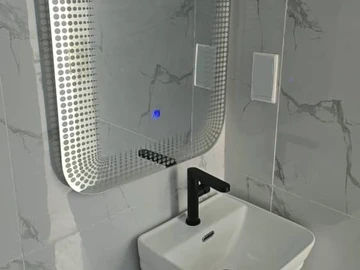 3 Bedroom Flat & Apartment
