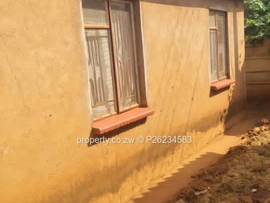 A 5 roomed house for sale in Dzivarasekwa Extension in Harare
