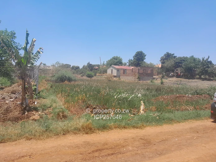 800m² For Sale in Hatcliff North (Sole Mandate)
