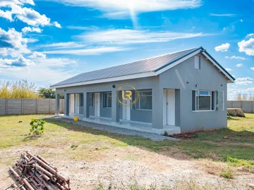 Commercial & Industrial Land