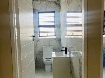6 Bedroom Townhouse Complex