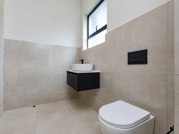 5 Unit Townhouse Complex