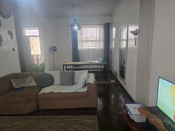 2 Bedroom Flat & Apartment