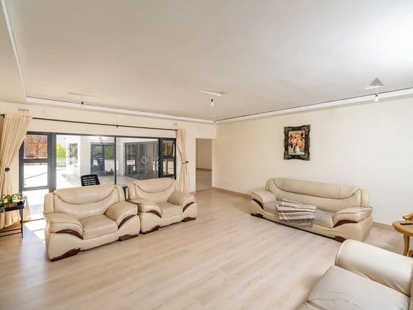 6 Bedroom Townhouse Complex