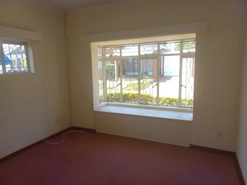2 Bedroom Garden Flat