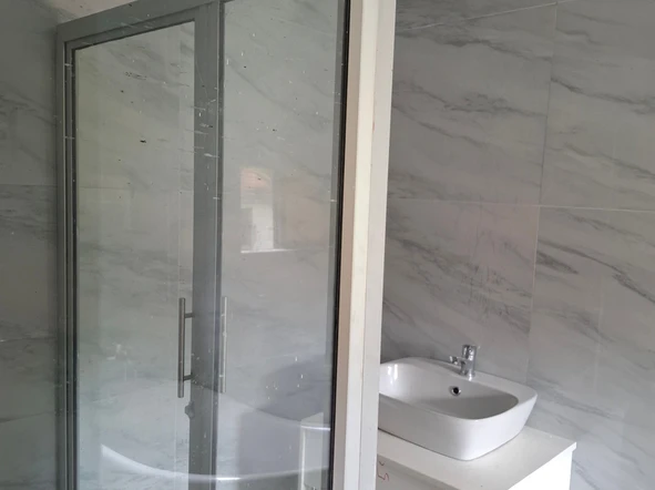 3 Bedroom Garden Flat