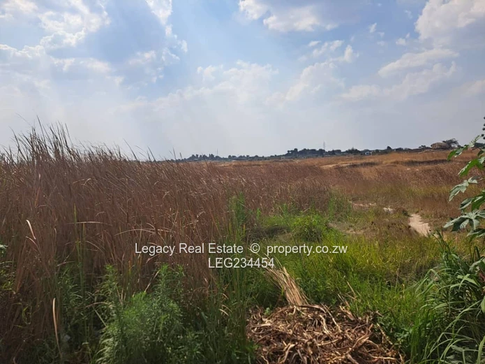 Chitungwiza – 4000sqm Industrial Stand for Sale