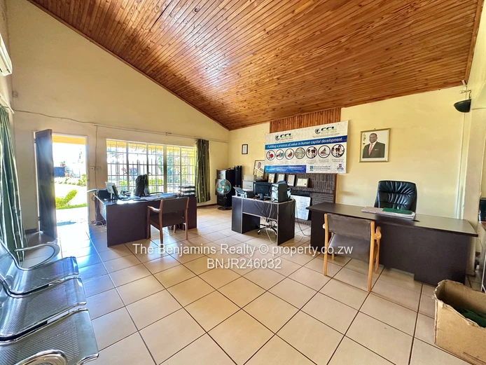 4 Bedroom Home Milton Park
