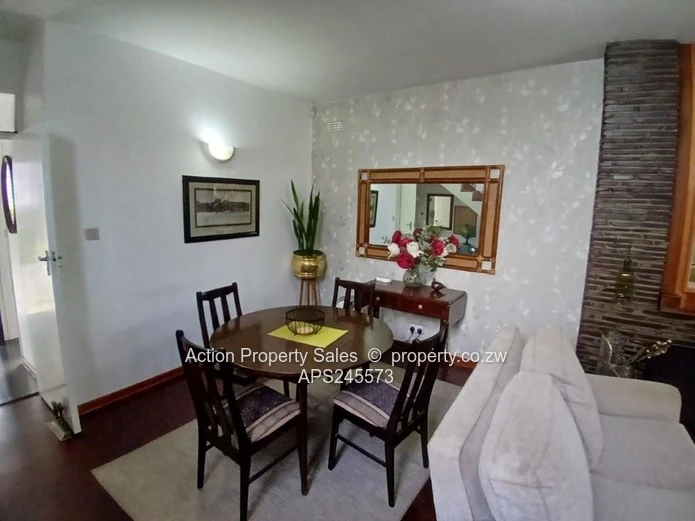 Fully Furnished 2 Bed Garden Flat! 