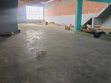 Warehouse & Factory
