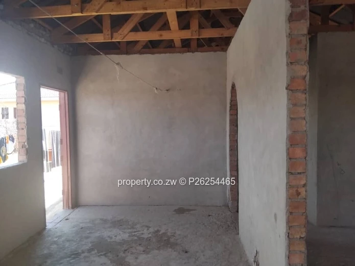 An incomplete 4 bedroomed house for sale in Fidelity Southview park