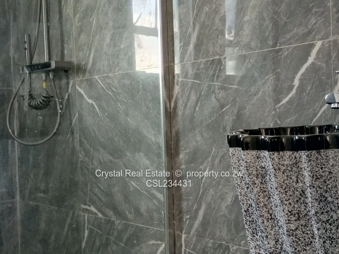 Arlington Estate House  (Sole Mandate)