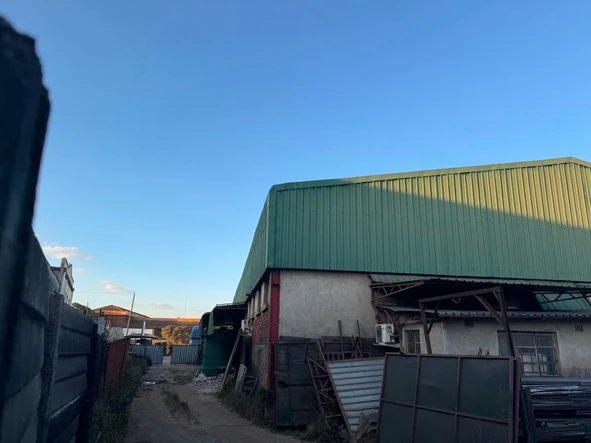 Warehouse & Factory