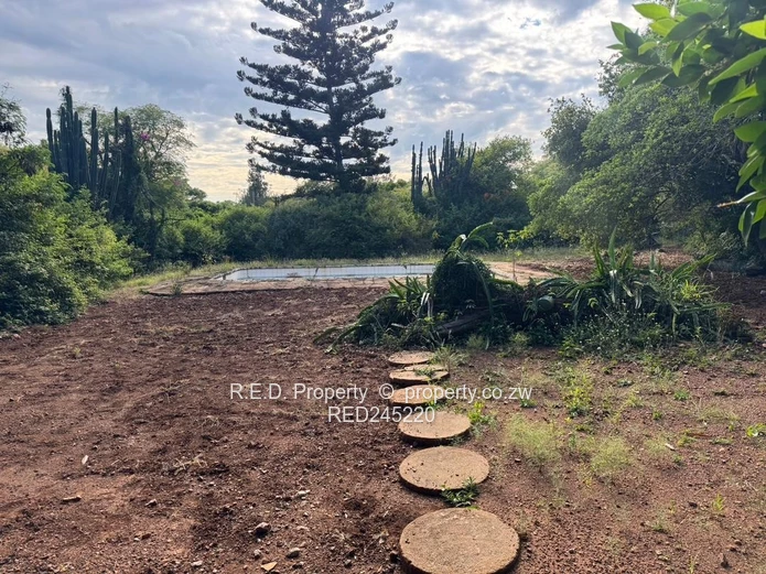 Neat Family Home for Rent In Hillside!