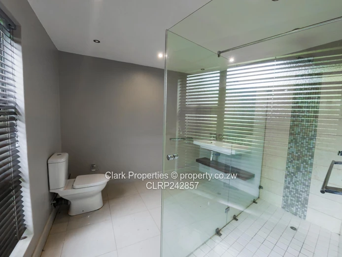 Office Property in an Exceptional Location!