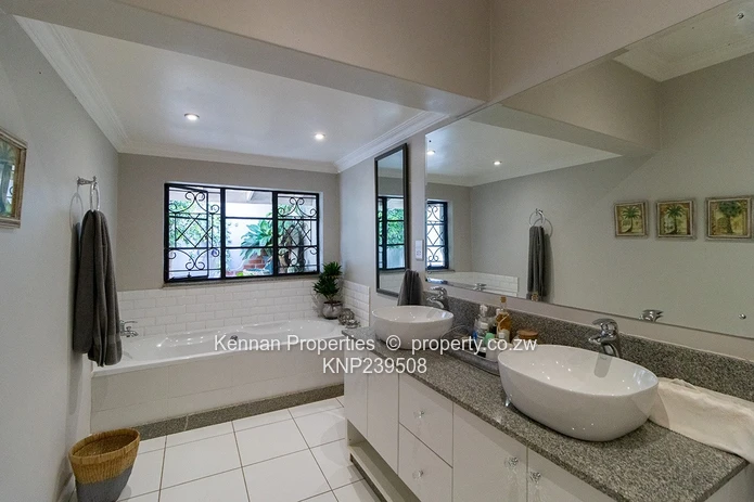 Stunning Home In Great Location.  Offer over $950 000