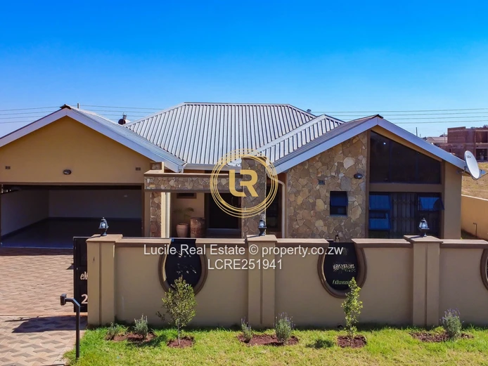 Contemporary Living in Nyeredzi Ridge