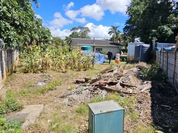 Vainona 3-Bed Home on 2000m² with Borehole & Lapa