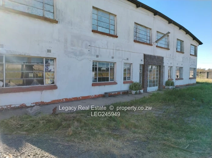 Gweru Central Commercial Property With Expansion Potential,High Clearance Industrial Property Deed.