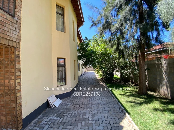 6 Bedroomed Double Storey in Harrisvale For Sale