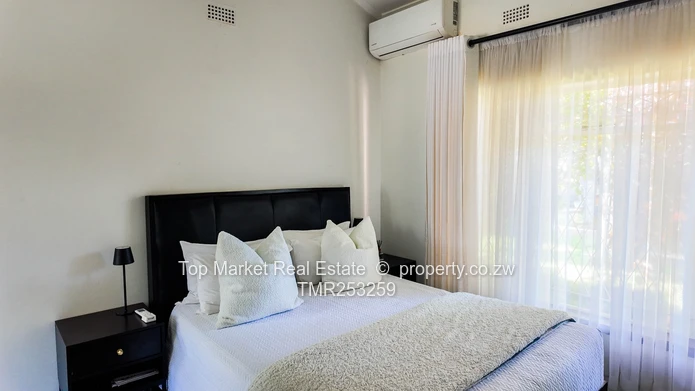 Borrowdale bedsitter for rent