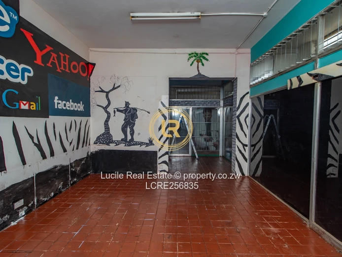 Prime Commercial Space To Let – Strathaven Shopping Centre, Harare
