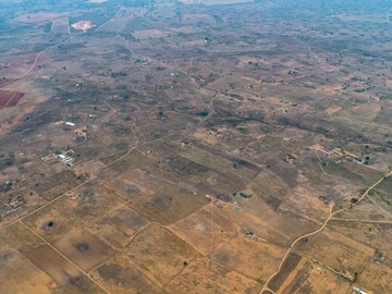 Farm & Agricultural Land