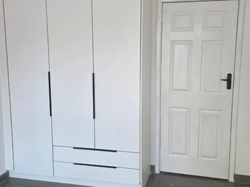 3 Bedroom Flat & Apartment