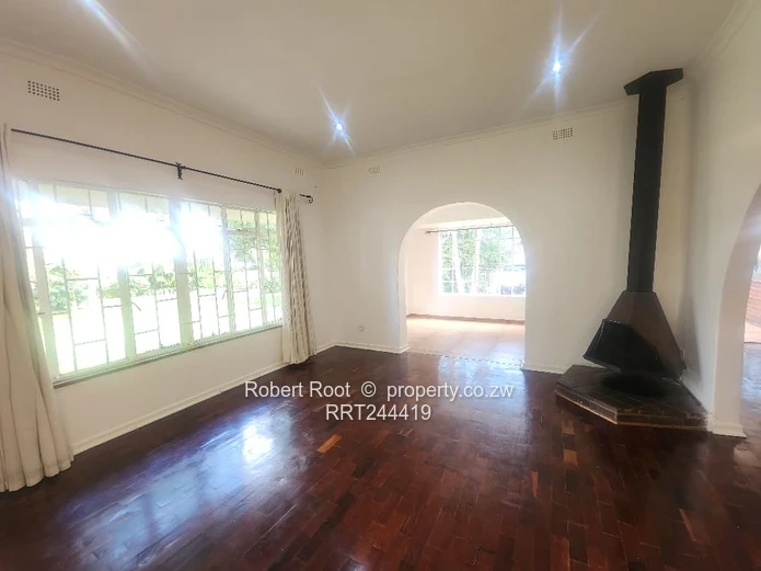 Spacious 4 Bedroom House To Rent In Greendale
