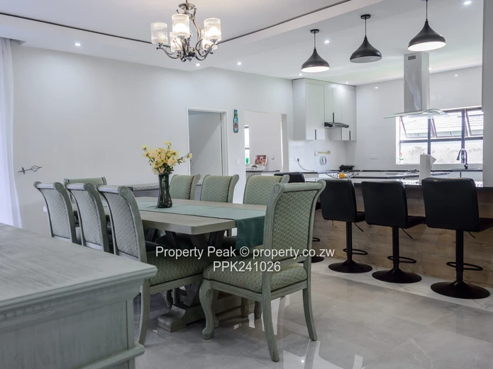 Modern 4-Bed Home on 1992 m² with Borehole in New Marlborough