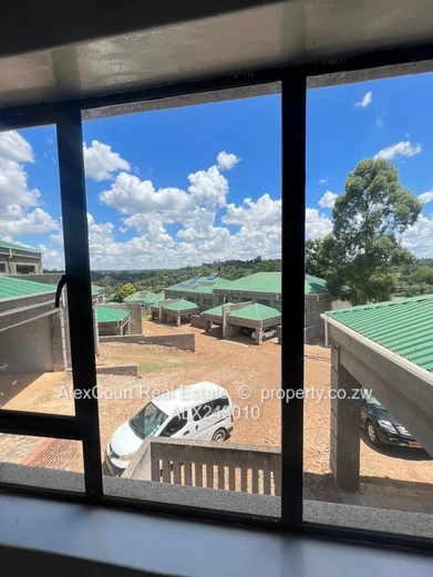 Neat Duplex Apartment In A Complex